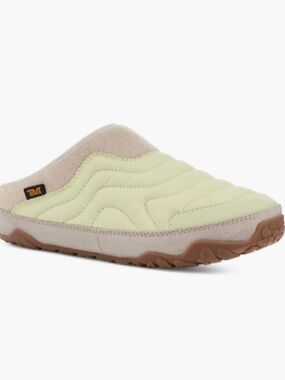 Teva Women's ReEmber Terrain Quilted Water Repellent Mule in Sage Green (Medium)